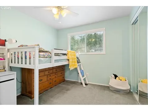 1233 S Water Street Silverton OR 97381