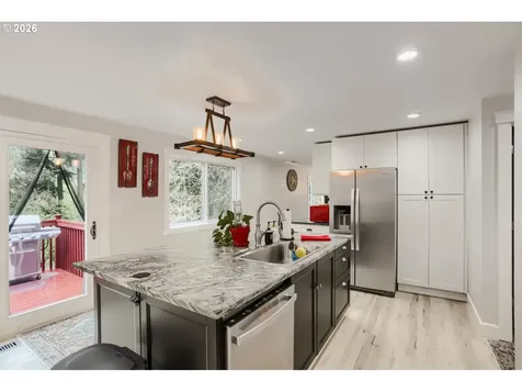 2167 SE Meadow Court Gresham OR 97080