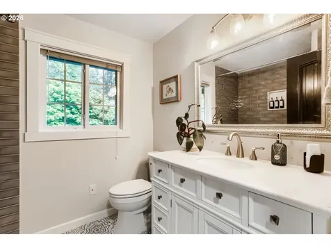 2167 SE Meadow Court Gresham OR 97080