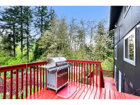 2167 SE Meadow Court Gresham OR 97080
