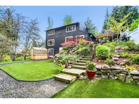 2167 SE Meadow Court Gresham OR 97080