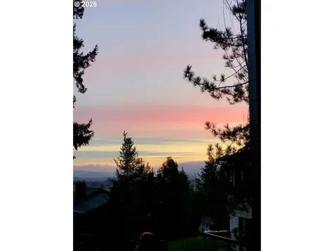 2167 SE Meadow Court Gresham OR 97080