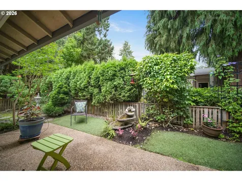 903 NE 3rd Avenue Hillsboro OR 97124