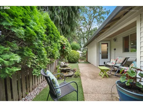 903 NE 3rd Avenue Hillsboro OR 97124