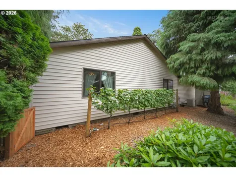 903 NE 3rd Avenue Hillsboro OR 97124