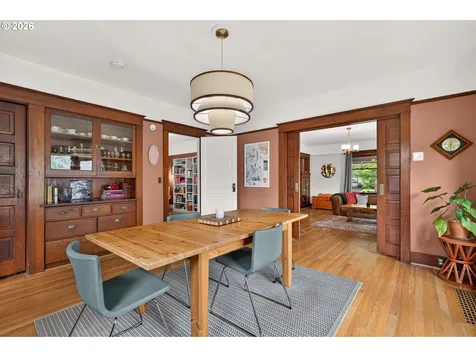 813 SE Davis Street Mcminnville OR 97128