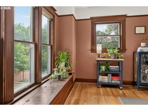 813 SE Davis Street Mcminnville OR 97128