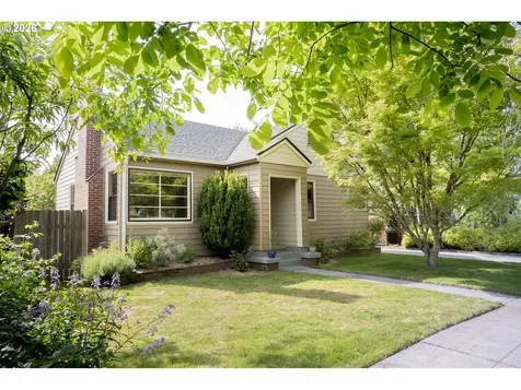 2619 SE 61st Avenue Portland OR 97206