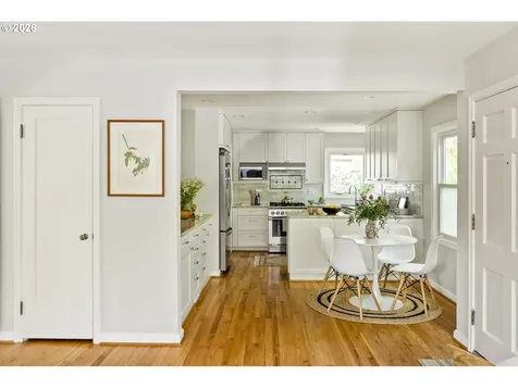 2619 SE 61st Avenue Portland OR 97206