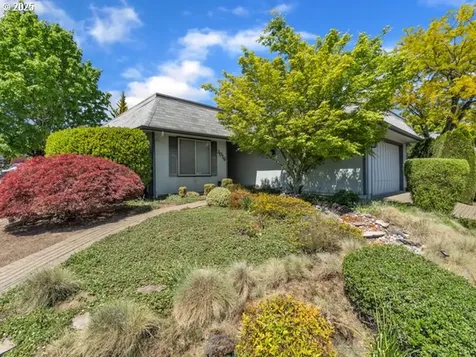 3016 Twin Oak Place NW Salem OR 97304