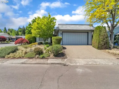 3016 Twin Oak Place NW Salem OR 97304