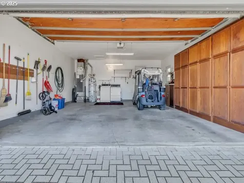 3016 Twin Oak Place NW Salem OR 97304