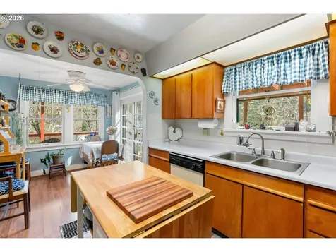 500 And 502 Bluff Street Klickitat WA 98628