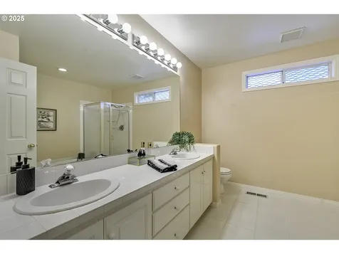 32209 SW Lake Drive Wilsonville OR 97070