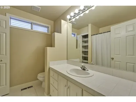 32209 SW Lake Drive Wilsonville OR 97070