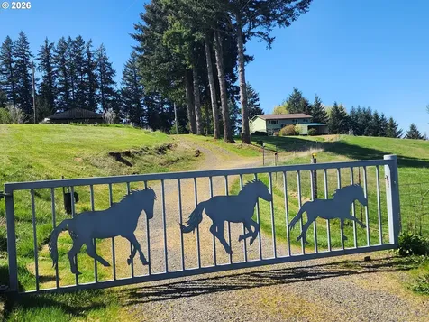 32901 SE Divers Road Estacada OR 97023