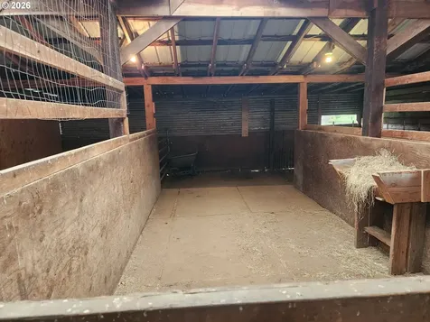 32901 SE Divers Road Estacada OR 97023
