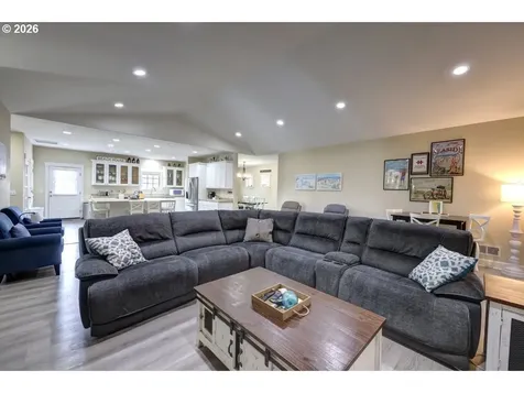 90022 Ocean Drive Warrenton OR 97146