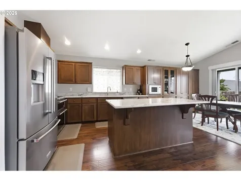 2755 Mia Court Salem OR 97306