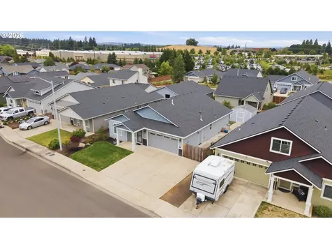 2755 Mia Court Salem OR 97306