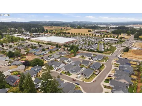 2755 Mia Court Salem OR 97306