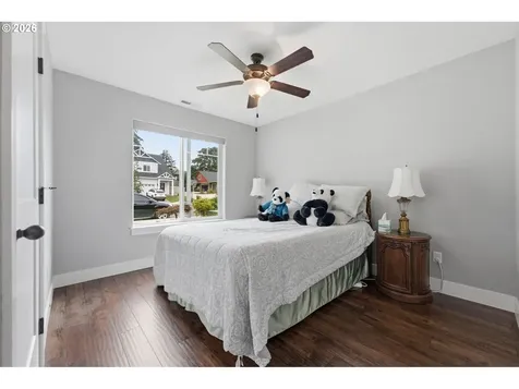 2755 Mia Court Salem OR 97306