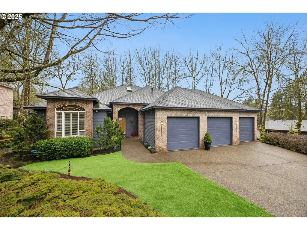 10215 SW 31st Avenue Portland OR 97219
