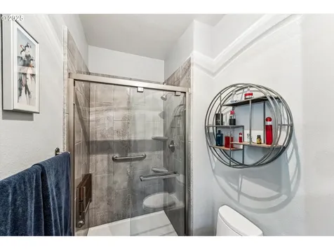 10215 SW 31st Avenue Portland OR 97219