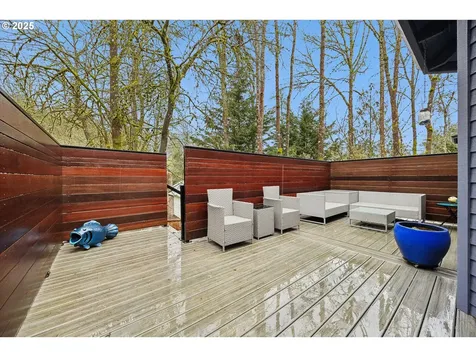 10215 SW 31st Avenue Portland OR 97219
