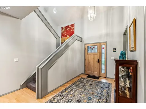 10215 SW 31st Avenue Portland OR 97219