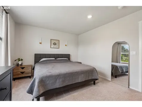 6034 NE 64th Street Vancouver WA 98661