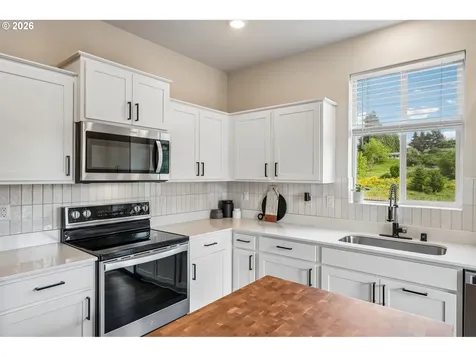 6034 NE 64th Street Vancouver WA 98661