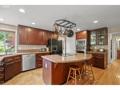 10417 NE 31st Avenue Vancouver WA 98686