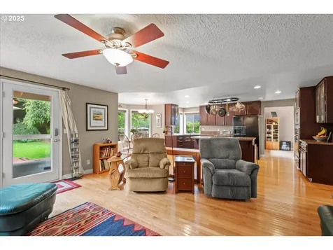 10417 NE 31st Avenue Vancouver WA 98686
