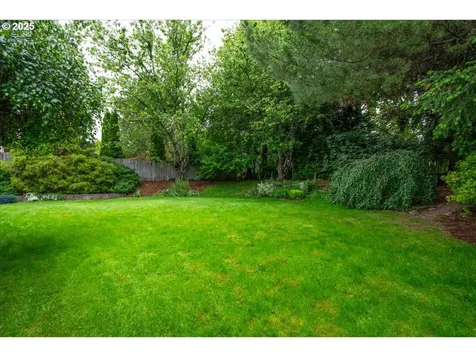 10417 NE 31st Avenue Vancouver WA 98686
