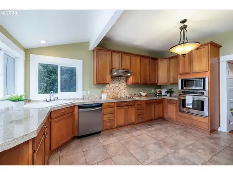 4035 SE 28th Place Portland OR 97202