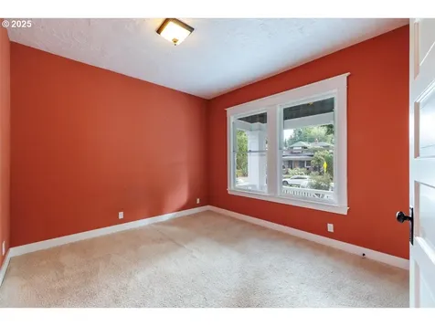 4035 SE 28th Place Portland OR 97202