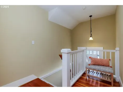 4035 SE 28th Place Portland OR 97202