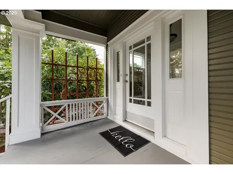 4035 SE 28th Place Portland OR 97202