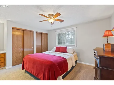 967 NE Lovell Street Hillsboro OR 97124