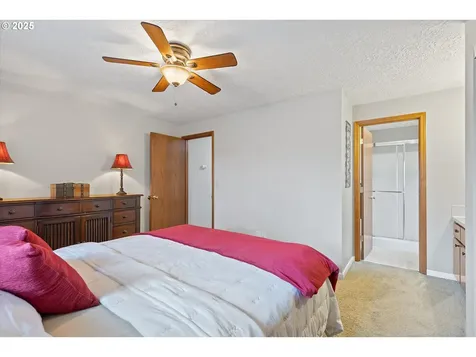 967 NE Lovell Street Hillsboro OR 97124