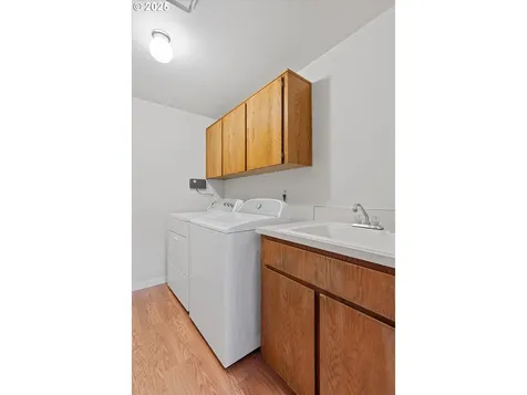 967 NE Lovell Street Hillsboro OR 97124