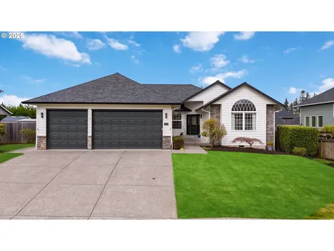 2412 NW 122nd Street Vancouver WA 98685