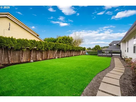 2412 NW 122nd Street Vancouver WA 98685
