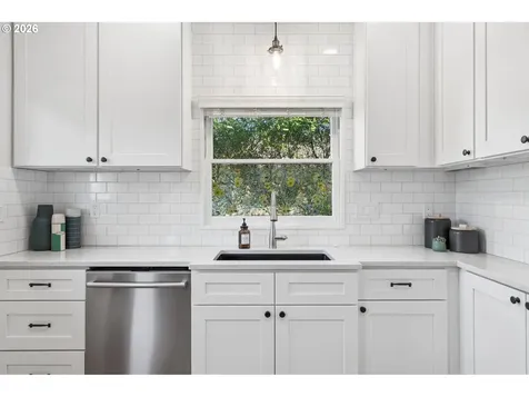 3324 SE 55th Avenue Portland OR 97206