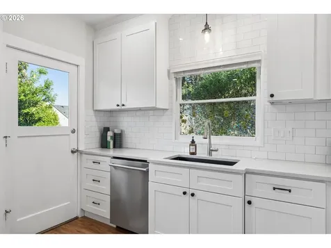 3324 SE 55th Avenue Portland OR 97206