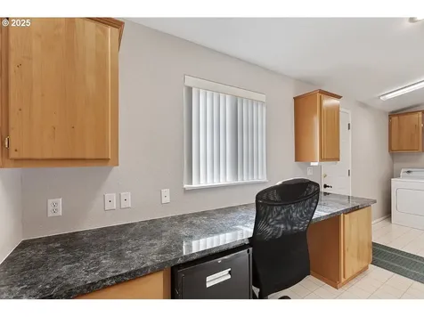 2806 NW Bayshore Loop Waldport OR 97394