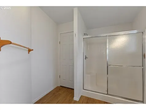 2806 NW Bayshore Loop Waldport OR 97394
