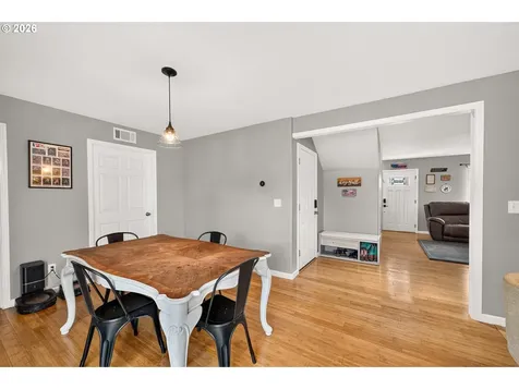 408 Sunset Court Amity OR 97101