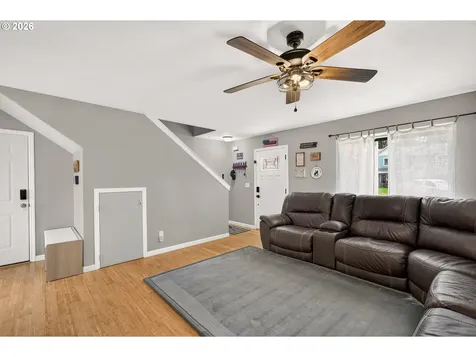 408 Sunset Court Amity OR 97101